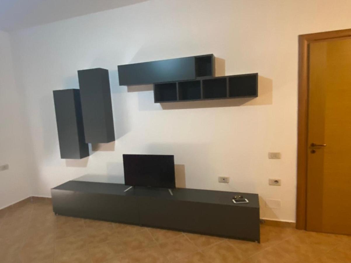 Ari'S Apartment Wlora Zewnętrze zdjęcie